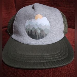 NWOT Tommy Bahama Hat Youth One Size Mesh Gray Green Adjustable SnapBack Cap